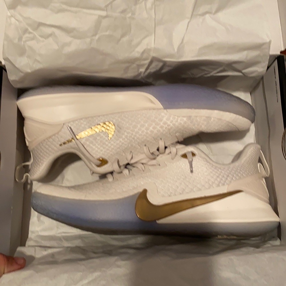 Nike Mamba Focus size 10